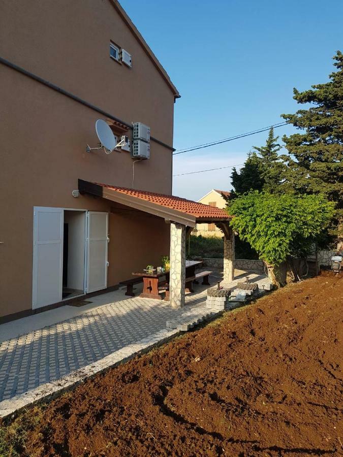 Njofra Banj Apartment Exterior foto